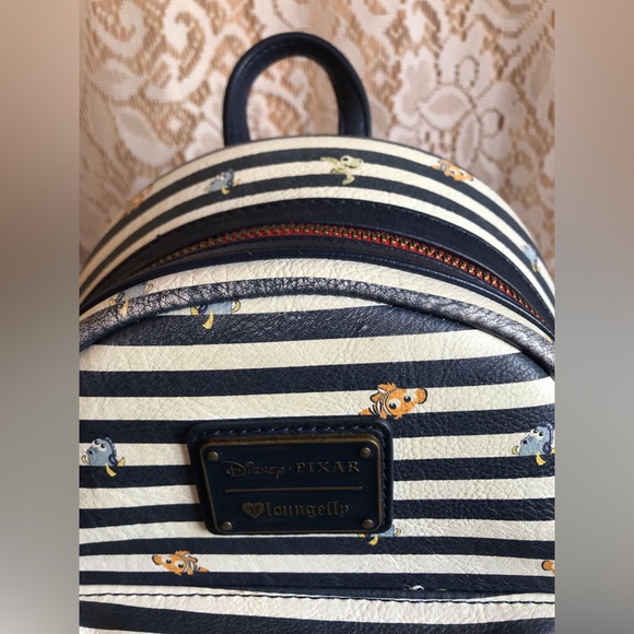 Loungefly Disney Pixar Finding Nemo Mini Backpack - Rare! - Picture 3 of 15